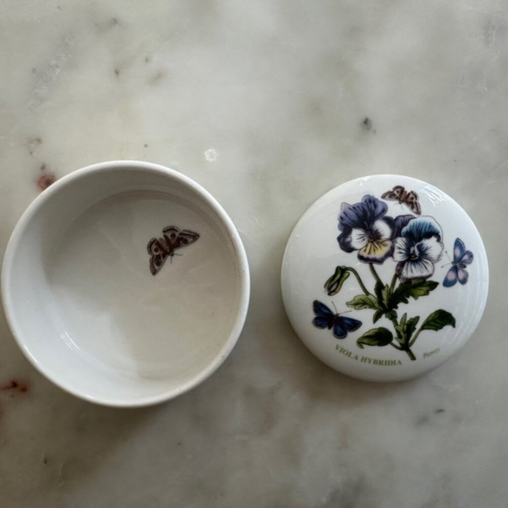 Portmeirion Botanic Garden Viola Hybridia Storage Box / Trinket Dish with Lid
